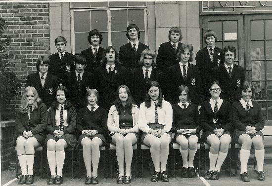 Headlands School, Swindon, Avebury House, Mrs Bellwood's Tutor Group 1971